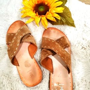 Sandals 🌼🌼🌼